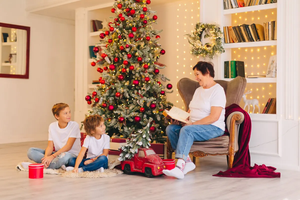 How to Refresh Your Book Blurb for the Christmas Shopping Season